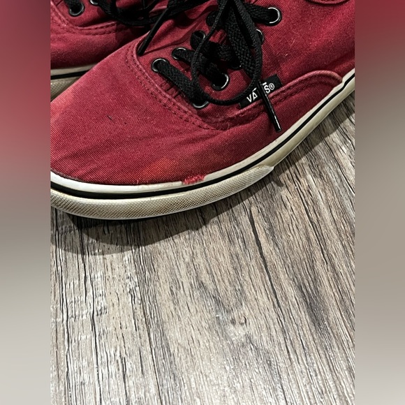 Authentic Lo Pro Vans. - Picture 7 of 8